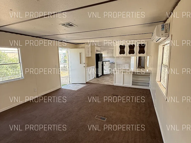 4801 S Main St #39 — Photo 3
