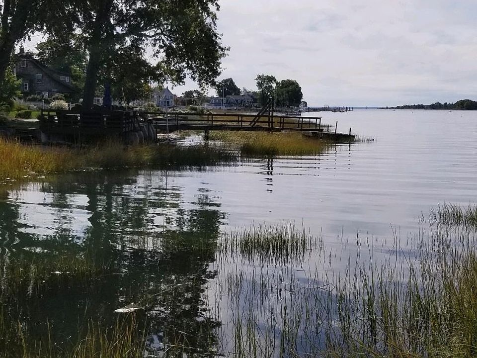 End of Street View - less than 100 yards from house