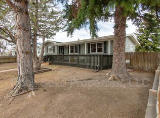 1622 Oxford Dr, Cheyenne, WY 82001