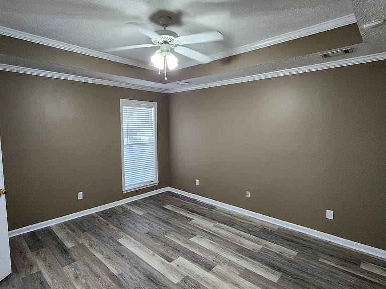 1229 Westfield Ln — Photo 14