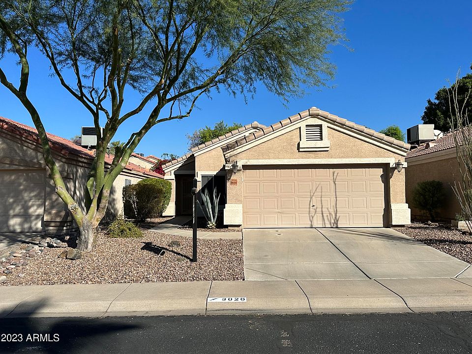 1st image of 3026 E Pontiac Drive