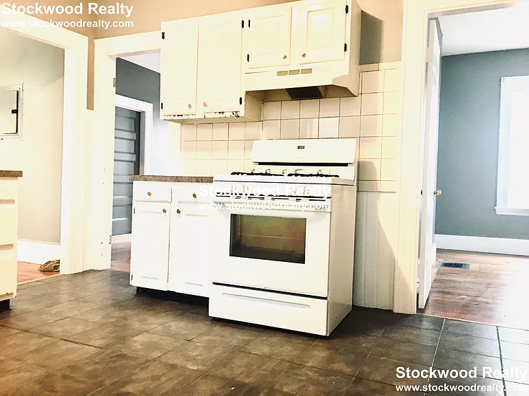 68 Sagamore St #1 — Photo 9
