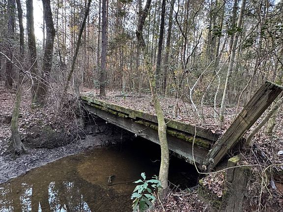 4th image of 0 Highway 42