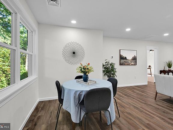 5th image of 344 Abbeyville Rd