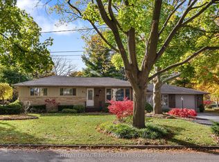 31 Saint Lawrence Dr, Saint Catharines, ON L2M 2T7