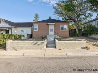 1906 E 16th St, Cheyenne, WY 82001