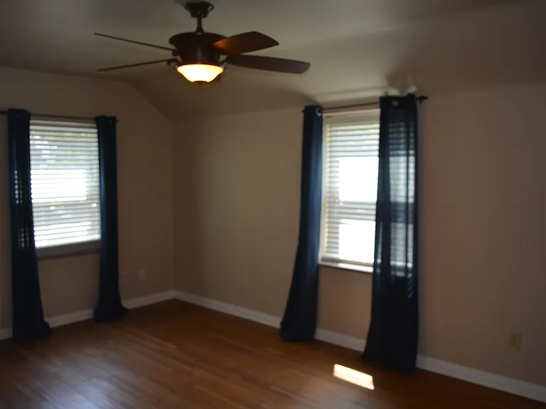 2632 Algonquin Pkwy — Photo 12