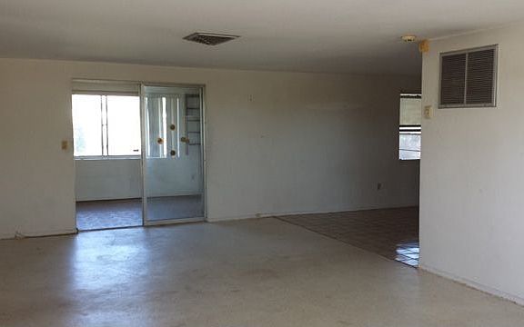 2nd image of 5245 Tammy Ln