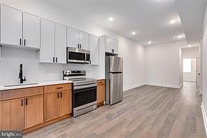 1st image of 927 N 42nd St #3
