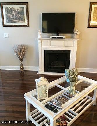 2nd image of 625 OAKLEAF PLANTATION PKWY #322