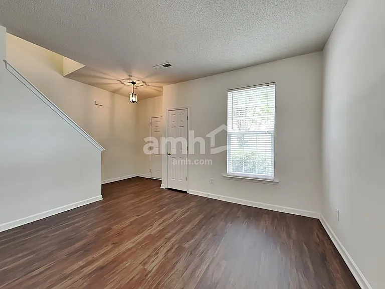6016 Glen Way Dr — Photo 6