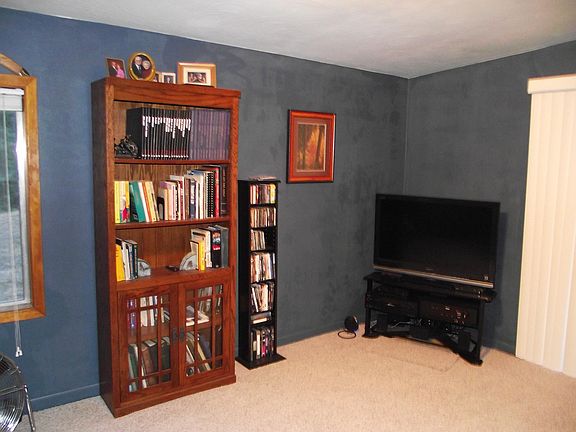 4th image of 2361 Scott Rd #B