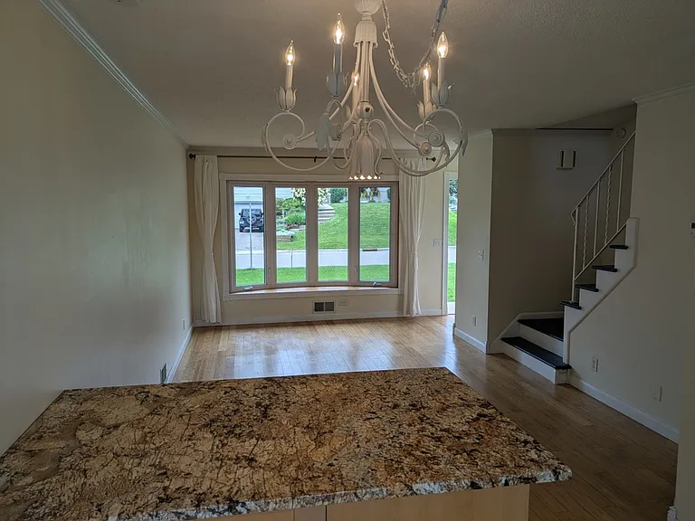 531 Wheeler Dr — Photo 2
