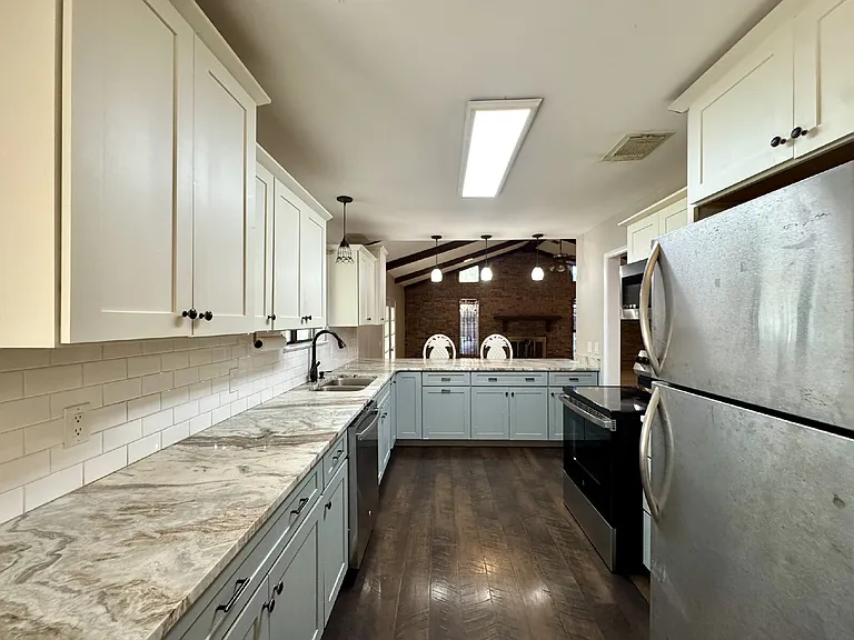 130 Derby Woods Dr — Photo 6