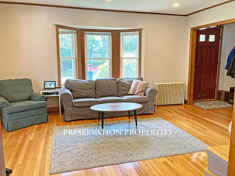 65 Elgin St #1 — Photo 2