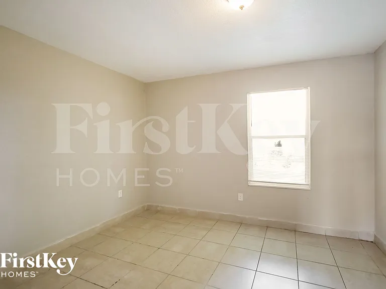 3333 NW 32nd Ct — Photo 12