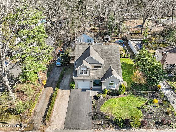 3rd image of 85 Squankum Road