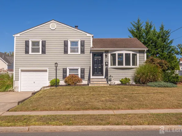 184 W Nassau Ave, South Plainfield, NJ 07080