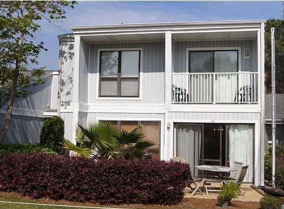 3rd image of 728 Sandpiper Dr #728