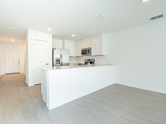 3rd image of 3444 Rover Rd