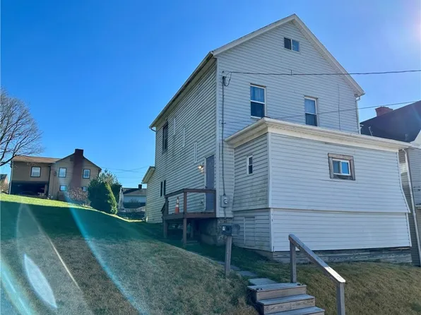 176 Huffman St, Waynesburg, PA 15370