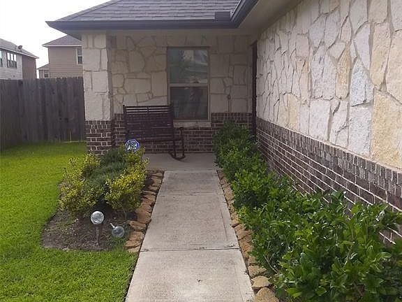 3rd image of 13814 Double Branch Ln