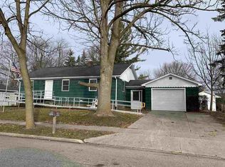 302 W Elm St, Auburn, MI 48611