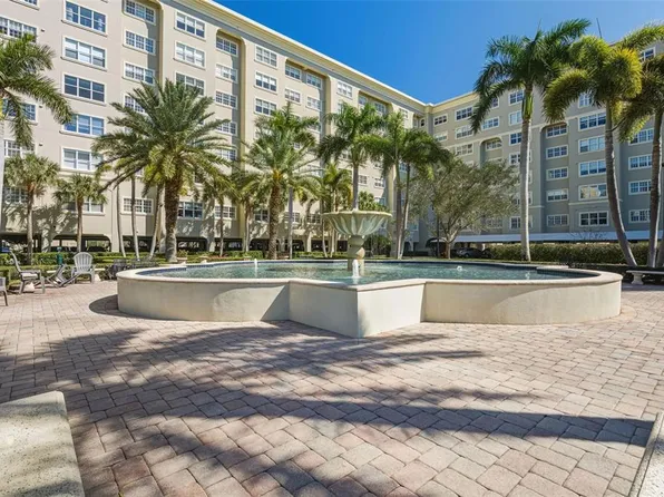 3730 Cadbury Cir APT 528, Venice, FL 34293