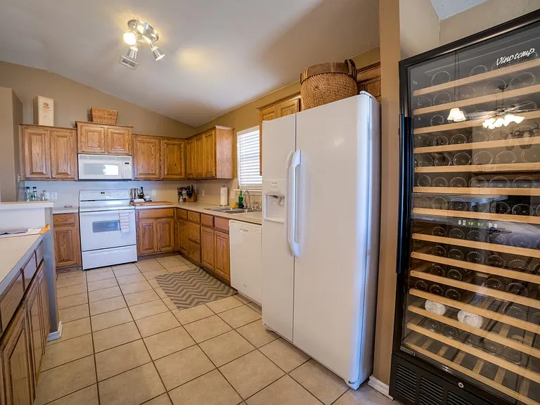 18104 Calle Way — Photo 8