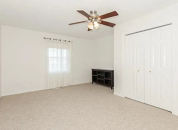 1627 Frontier Dr — Photo 1