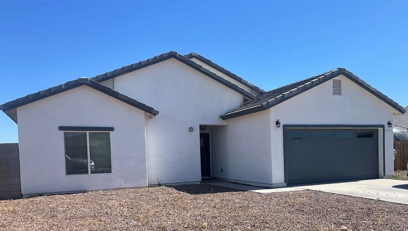 3 bed, 1433 sqft, $1,595 — Photo 2
