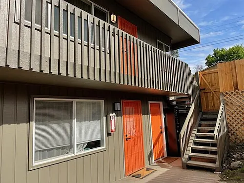 1415 W 9th Ave Photo 1