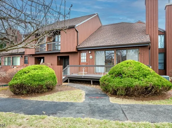 27 Bloomingdale Dr #3C, Hillsborough Twp., NJ 08844