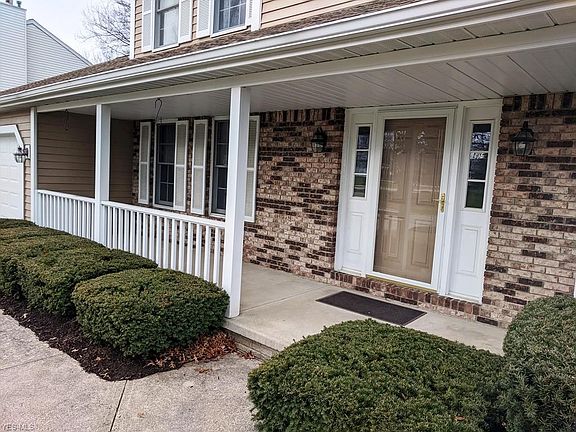 2nd image of 19320 Tanglewood Dr