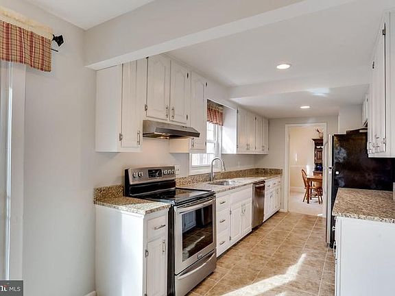 5th image of 7315 Mariposa Dr