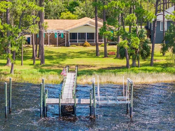 2413 Surf Rd, Panacea, FL 32346