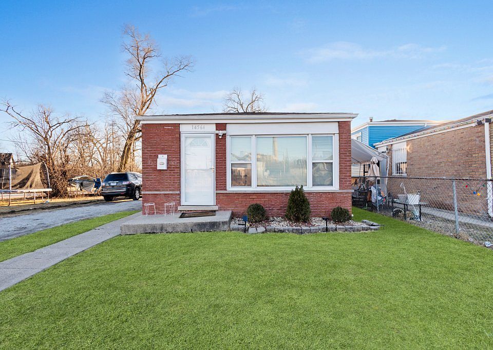 1st image of 14564 Spaulding Ave
