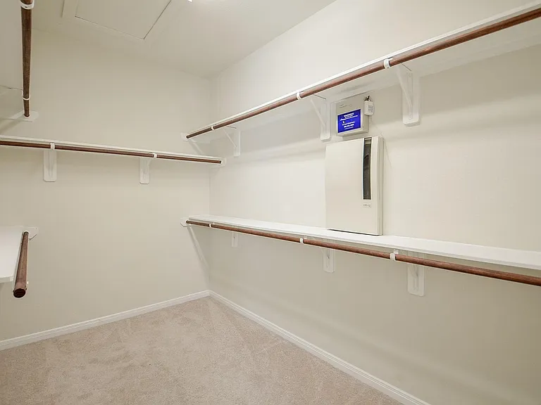 6418 Burgess Heights Ln — Photo 22