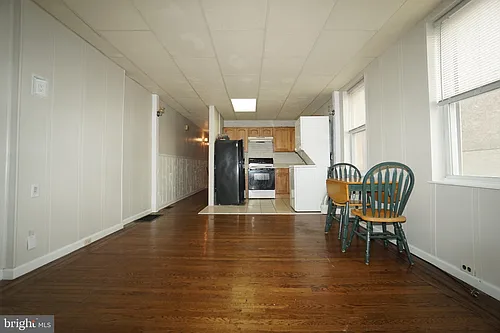 2550 E Somerset St #2 Photo 1