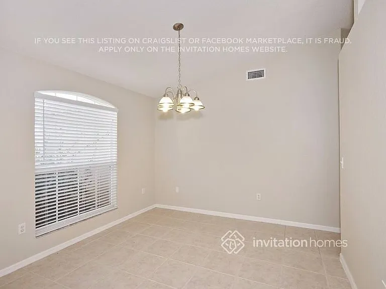 515 Eagle Ct — Photo 12