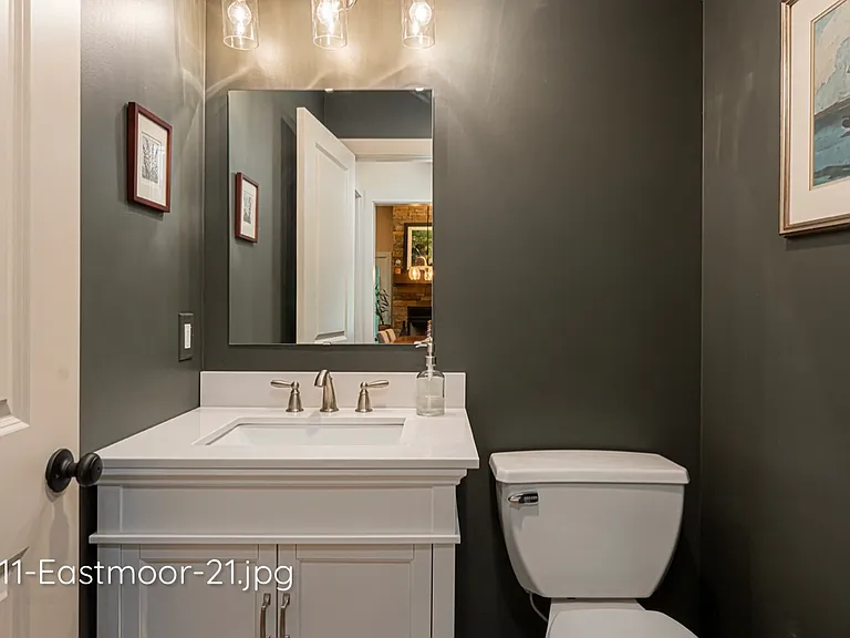 111 Eastmoor Dr — Photo 10