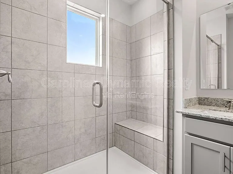 6985 Waterstone Dr — Photo 32