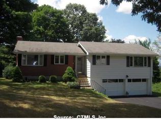 82 Dale Rd, Manchester, CT 06040