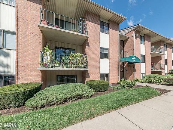 3rd image of 1106 Lisadale Cir APT 1A