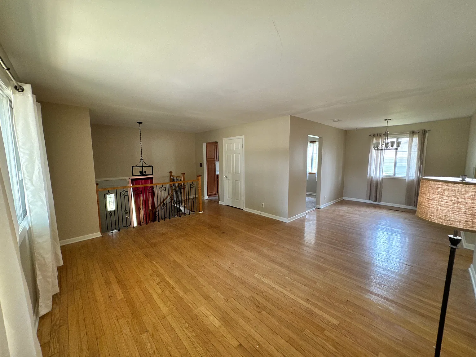 3 bed, 1400 sqft, $2,200 — Photo 4