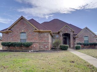 756 Trails End Cir, Hurst, TX 76054