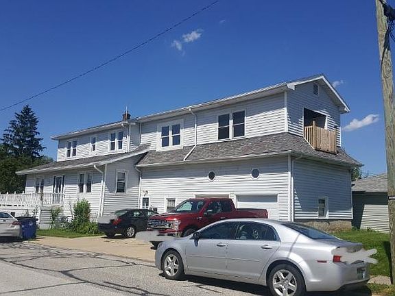 2nd image of 6129 Traymore Ave