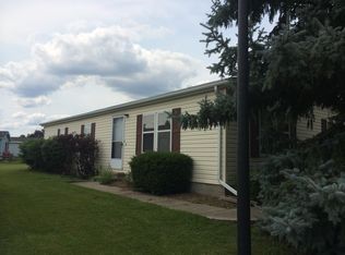 216 Cadgewith Blvd E, Lansing, MI