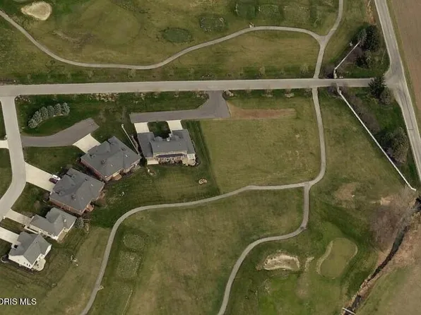 7019 Red Hawk Dr #9 & 10, Findlay, OH 45840