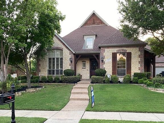 2nd image of 5205 Seville Ln